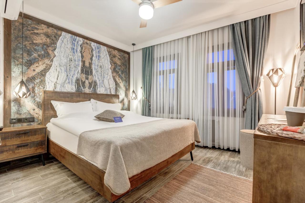 Parna Hotel アイワルク（バルケスィル） 部屋 写真